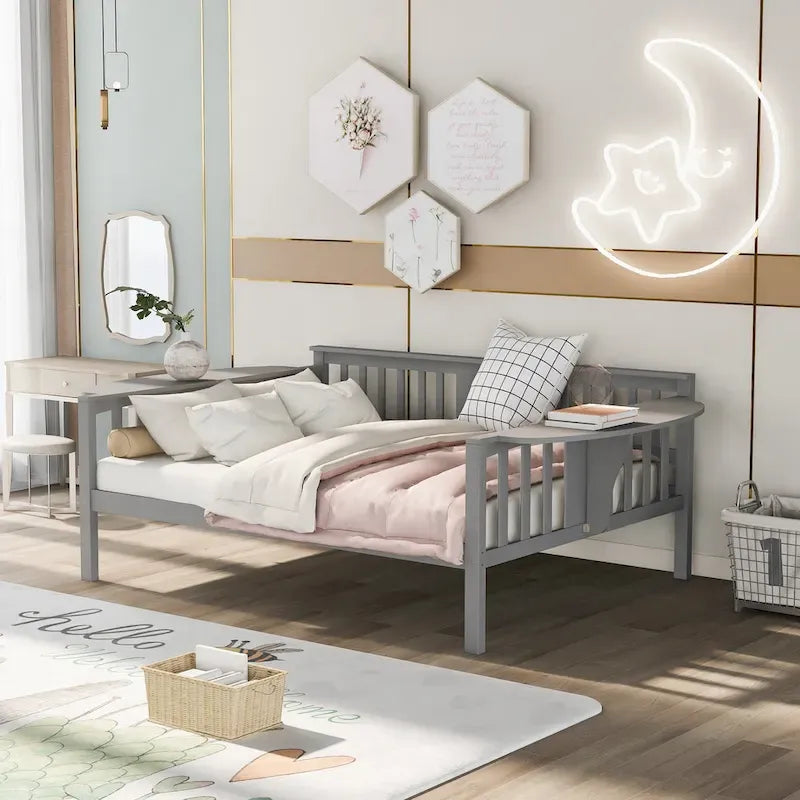 Full size Daybed